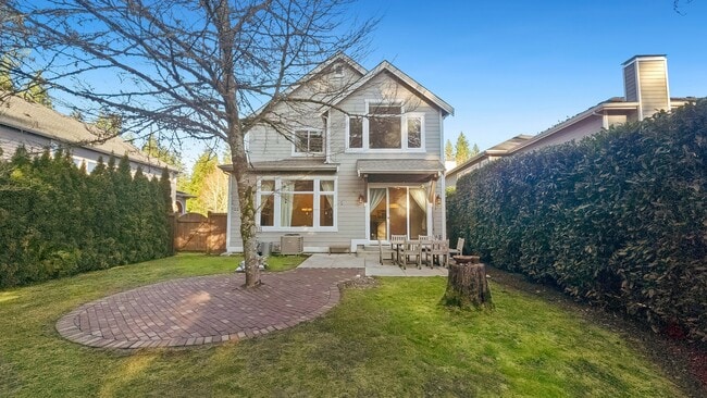 Building Photo - Stylish 4 Bedroom Layout with Office and Bonus Room