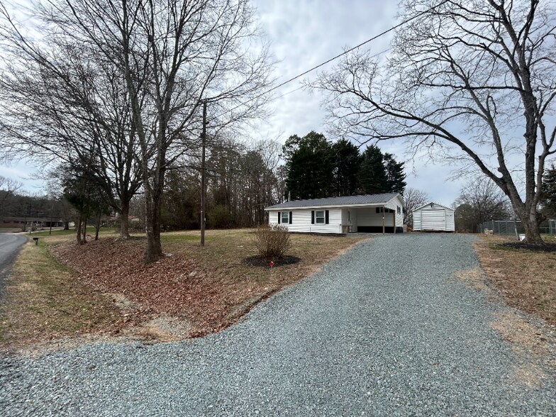 Primary Photo - 1016 Boyd Allman Rd