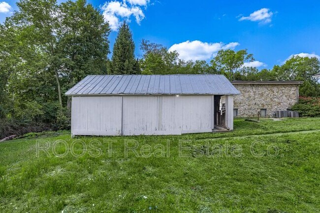 Building Photo - 2445 Infirmary Rd