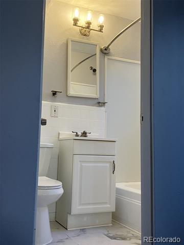 Building Photo - 1717 N Paris St