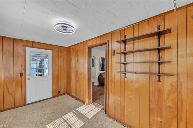 Building Photo - 1345 E Norcova Dr