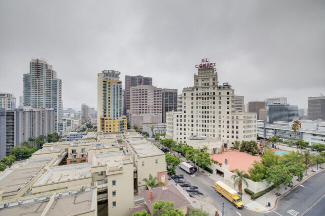 Building Photo - 850 Beech St