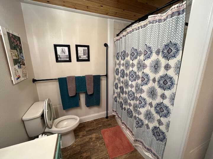 Building Photo - 12102 Carriage Ct SE