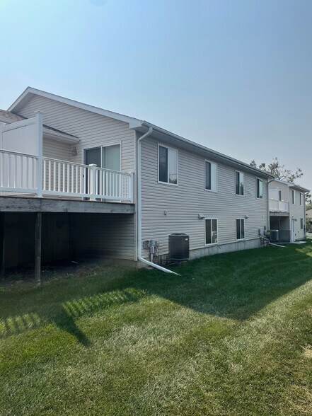 Building Photo - 7364 Mercy Ln