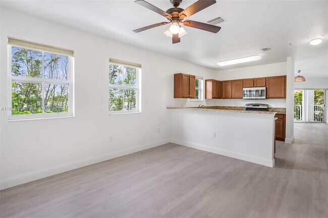 Building Photo - 8650 NW 97th Ave
