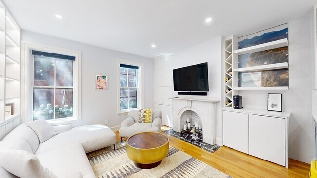 Building Photo - 43 Garden St