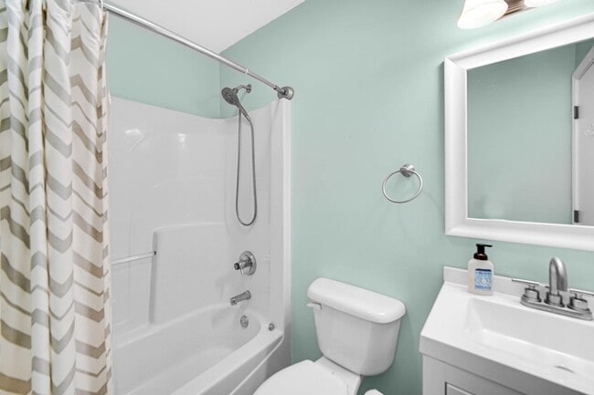 Building Photo - 2848 W 64th Ct