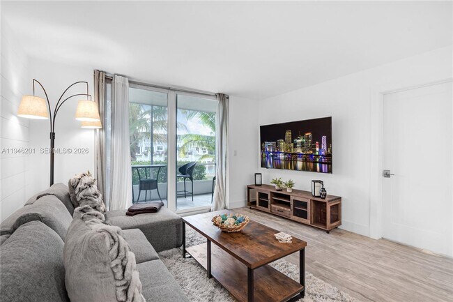 Building Photo - 4502 N Federal Hwy