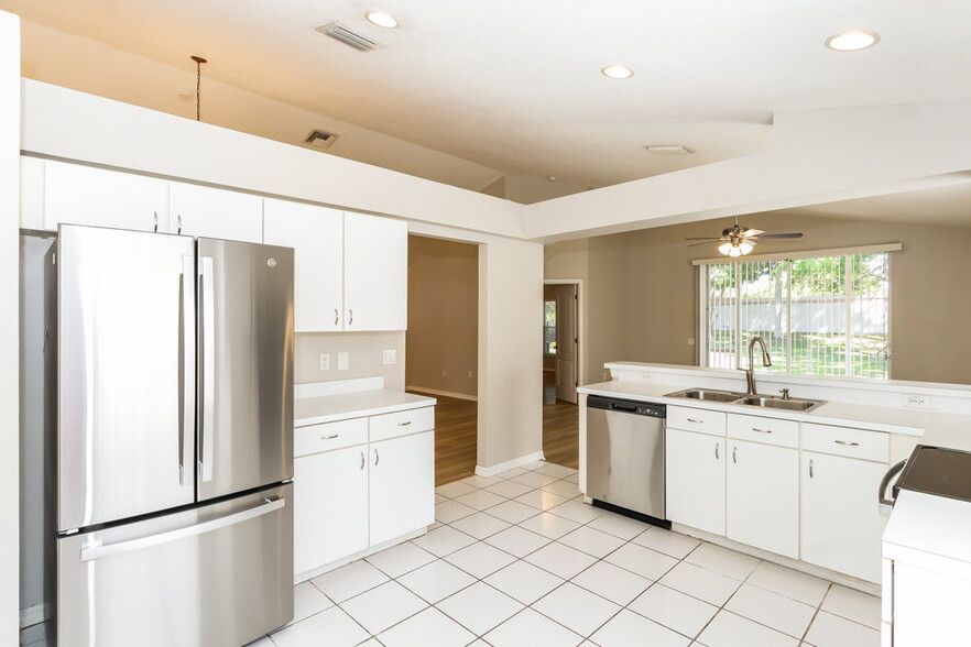 Building Photo - 9123 Egret Cove Cir