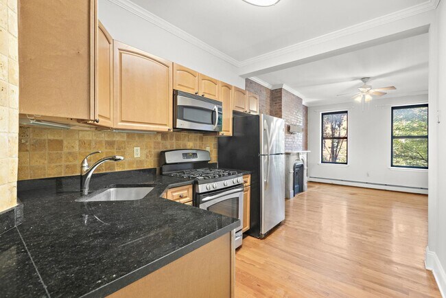 Building Photo - 227 3rd St