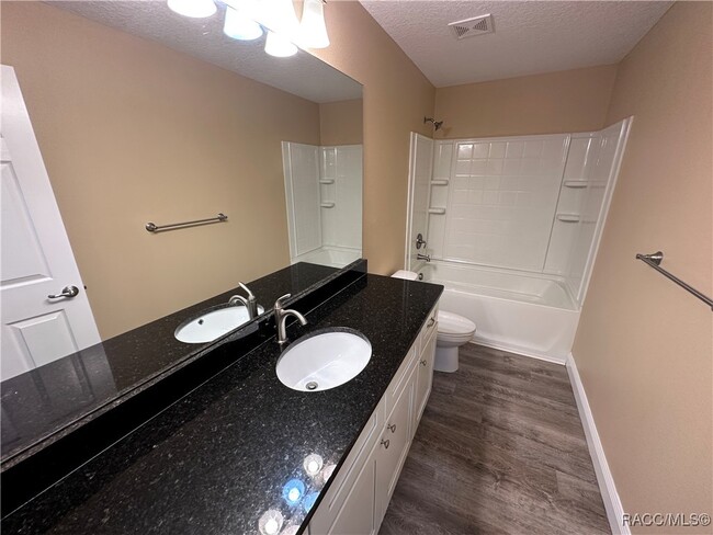 Building Photo - 9149 N Saponaria Dr