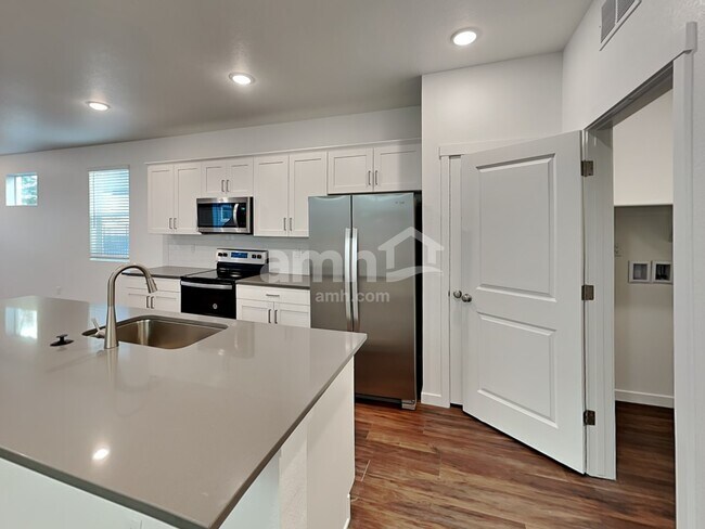 Building Photo - 23644 E 2nd Pl