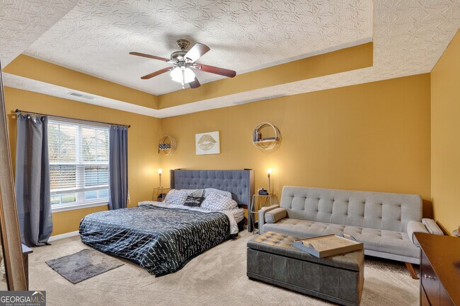 Building Photo - 5556 Cascade Run