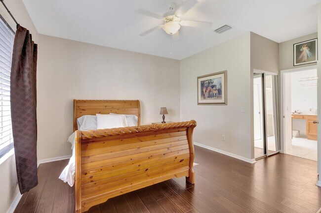 Building Photo - 4095 Sea Mist Way