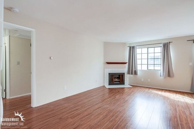 Building Photo - Cozy 2Bdm 2Ba Condo in North Park Neighborhood