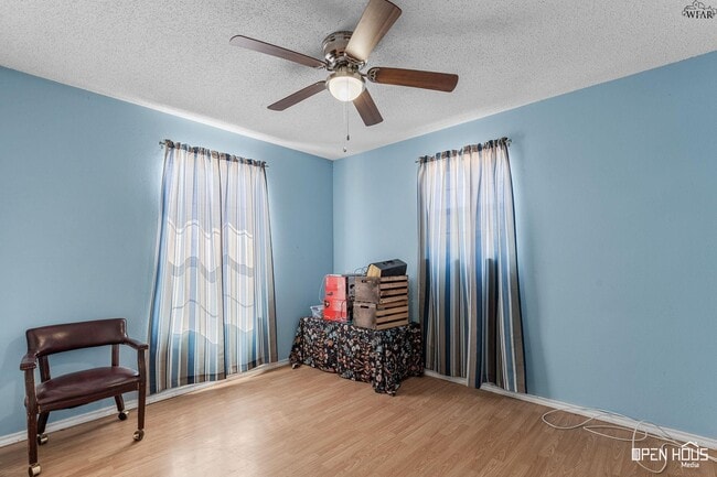 Building Photo - 515 N Texas St