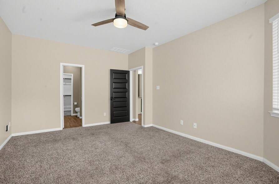 Building Photo - 22501 Cormorant Ct