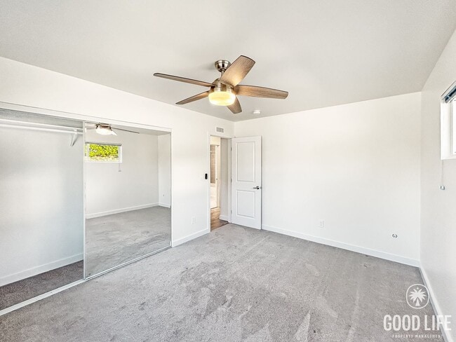 Building Photo - Beautiful 3BD/2BA with Updated Kitchen, 2-Car Detached Garage and A/C in Clairemont!