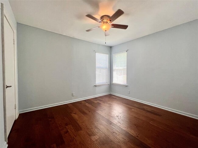 Building Photo - 609 W Odell St