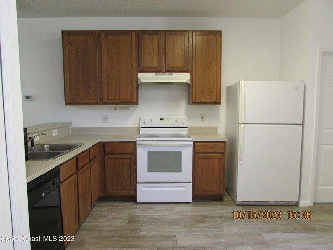 Building Photo - 4192 Collinwood Dr
