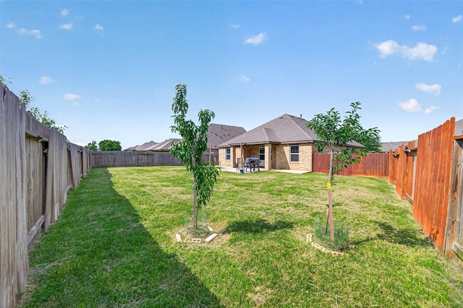 Building Photo - 16307 Rockdale Landing Dr