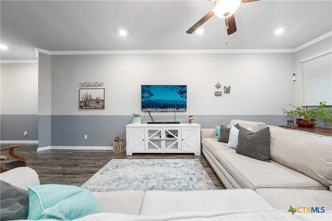Building Photo - 1309 Amber Dawn Dr