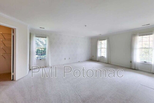 Building Photo - 14672 Brougham Way