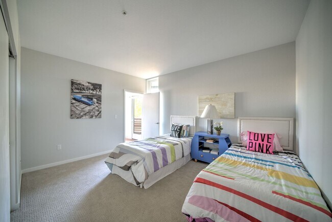 Building Photo - Modern 1 Bed / 1 Bath at Cerrito Vista | In-Unit Laundry | Parking Available | Pets Welcome