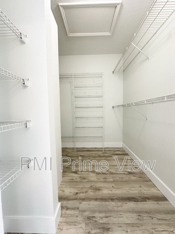 Building Photo - 9174 SW 152nd Path