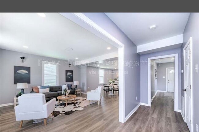 Building Photo - 1413 Decatur St