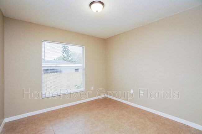 Building Photo - 512 Fox Run Trail
