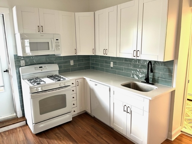 Remodeled Kitchen quartz countertops - 24 Center St