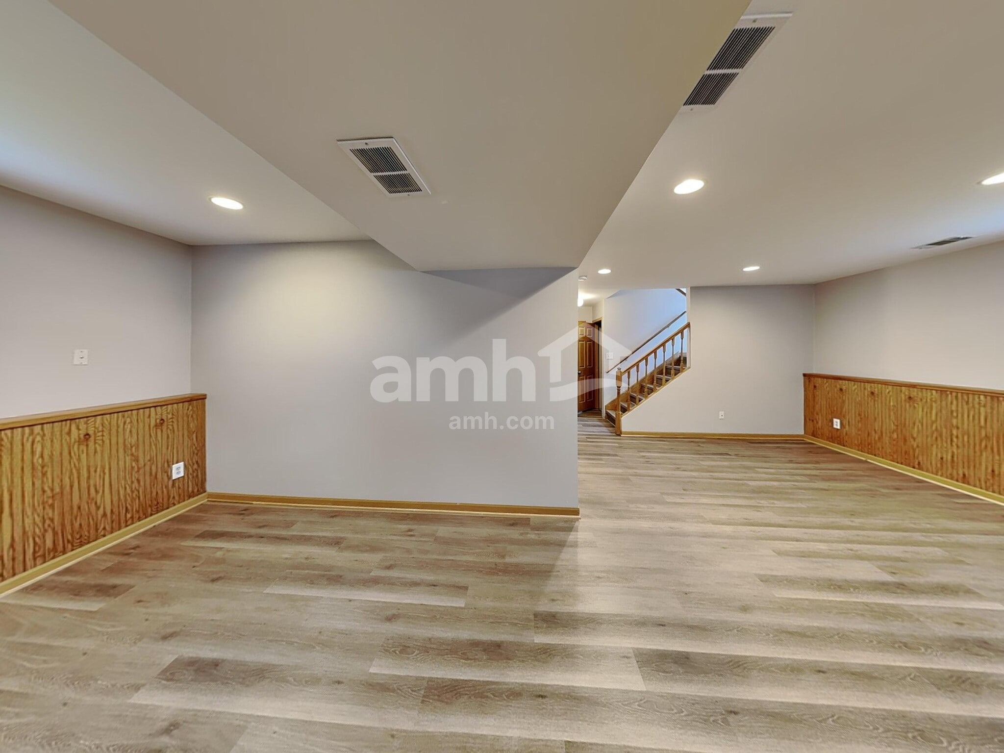 Building Photo - 7007 Lewis & Clark Dr