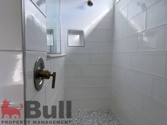 Building Photo - 2978 Scout St
