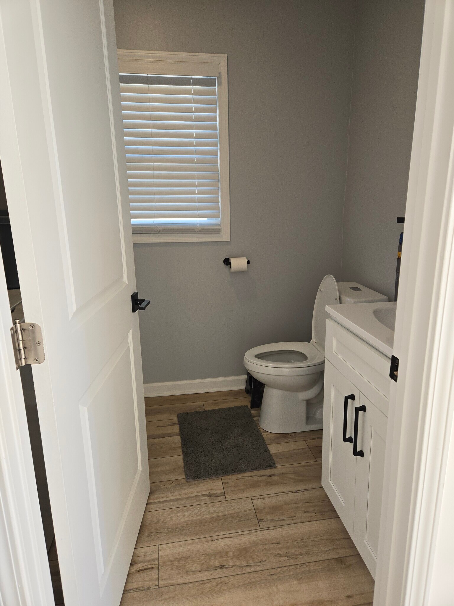 Building Photo - 4757 Wood St