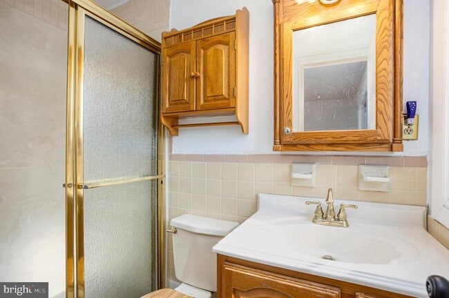 Building Photo - 417 Kemper Rd