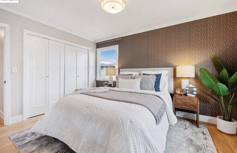 Building Photo - 1417 Richmond St