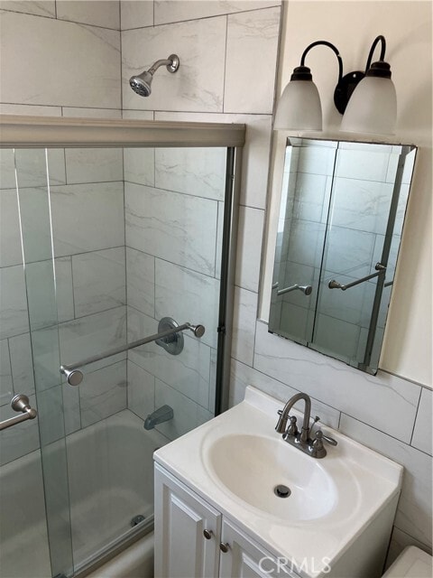 Building Photo - 4458 Linden Ave