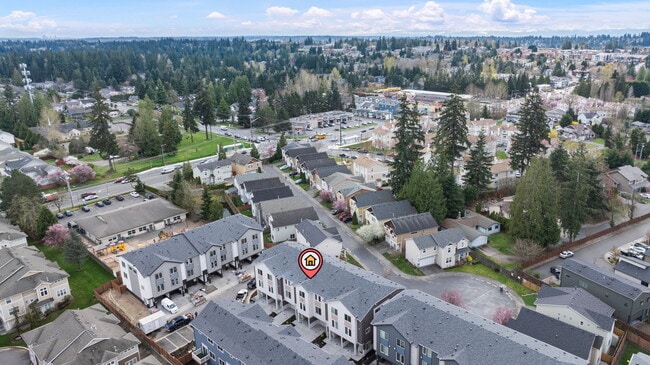 Building Photo - 16124 Cascadian Way