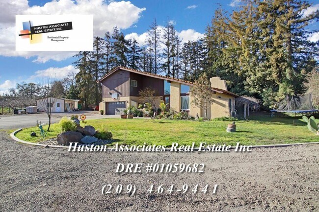 Primary Photo - 5830 E Ashley Ln