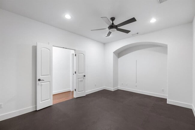 Building Photo - 1036 Liberty Park Dr