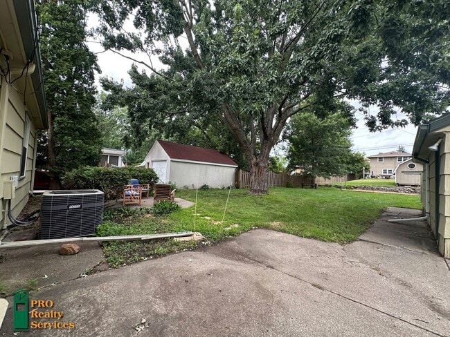 Building Photo - 3 Bedroom Home in St. Paul