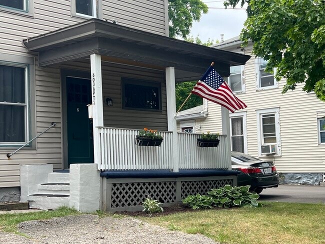 Primary Photo - 603 Avery Ave