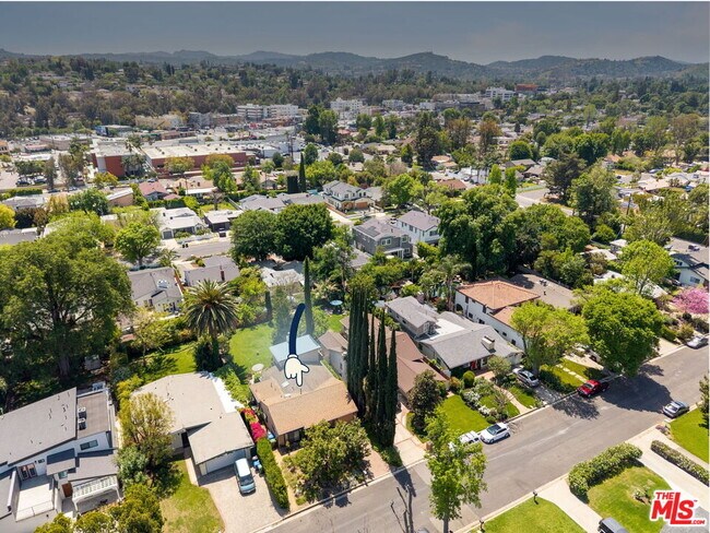 Building Photo - 22620 Dolorosa St