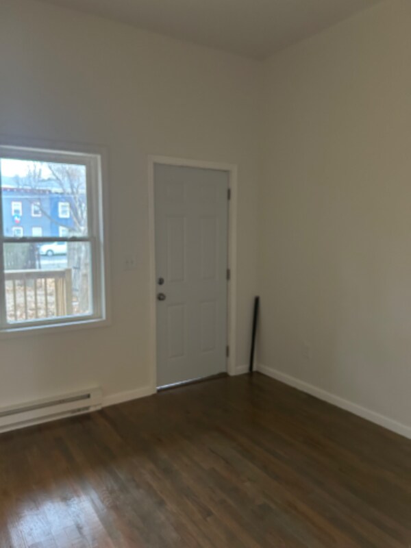 Building Photo - 346 Madison Ave