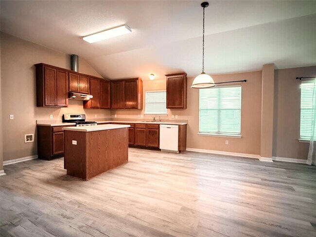 Building Photo - 1548 Tonia Loop