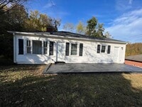 Building Photo - AVAILABLE TO SHOW!