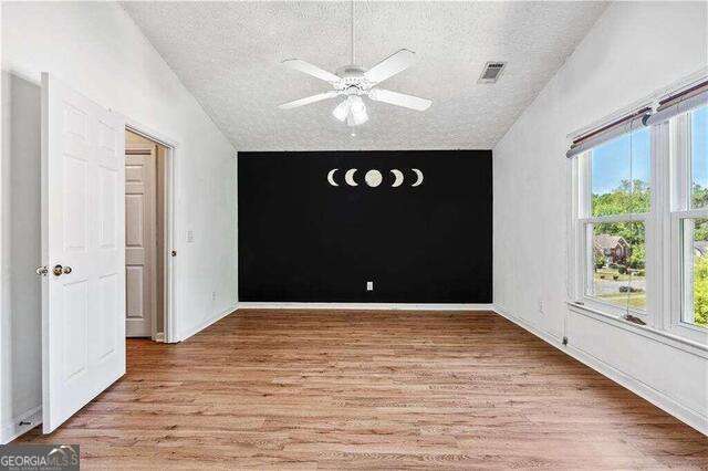 Building Photo - 2152 Marne Glen