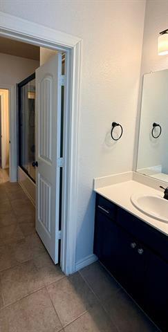 Building Photo - 811 Bandelier Ln