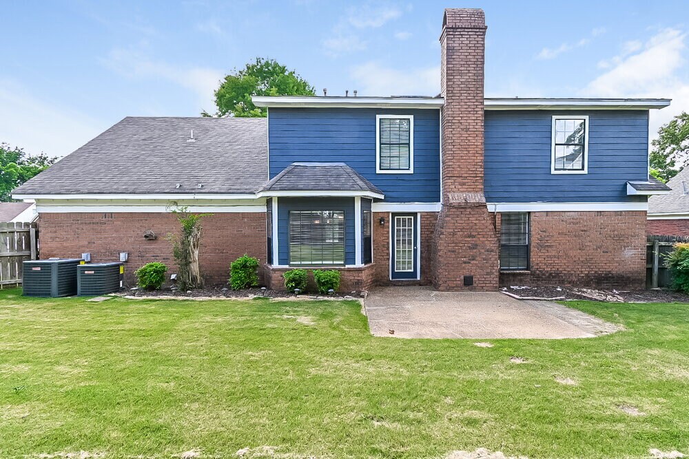 Building Photo - 7190 Pecan Hill Rd
